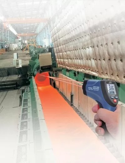 Портативный пирометр CEM DT-8863